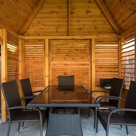 Vakantiehuis Comfortable 2 Storey *
