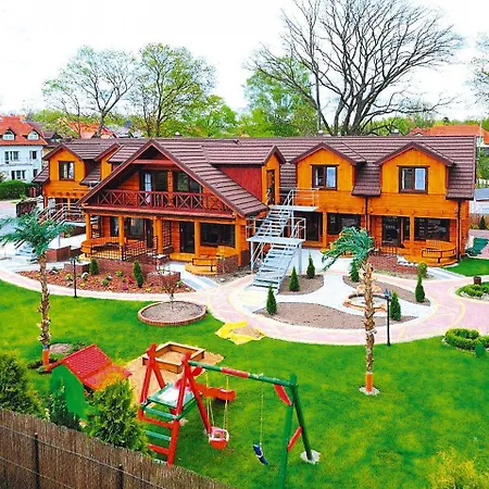 Comfortable 2-storey Home, Ferienhaus
