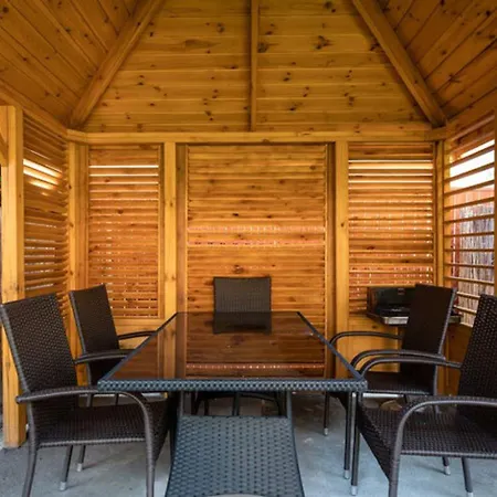 Ferienhaus Comfortable 2-storey Home, *