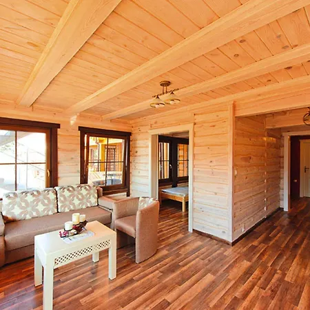 Comfortable 2-storey Home, Ferienhaus *